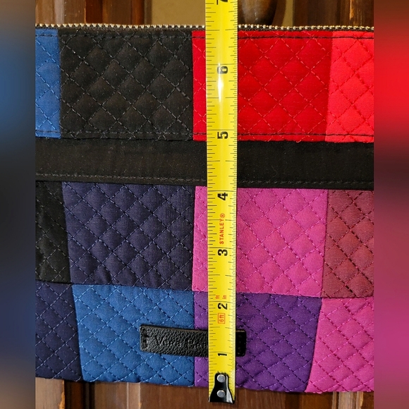 Vera Bradley RFID Blocking Winter Patchwork Pattern Crossbody Bag - Picture 8 of 15